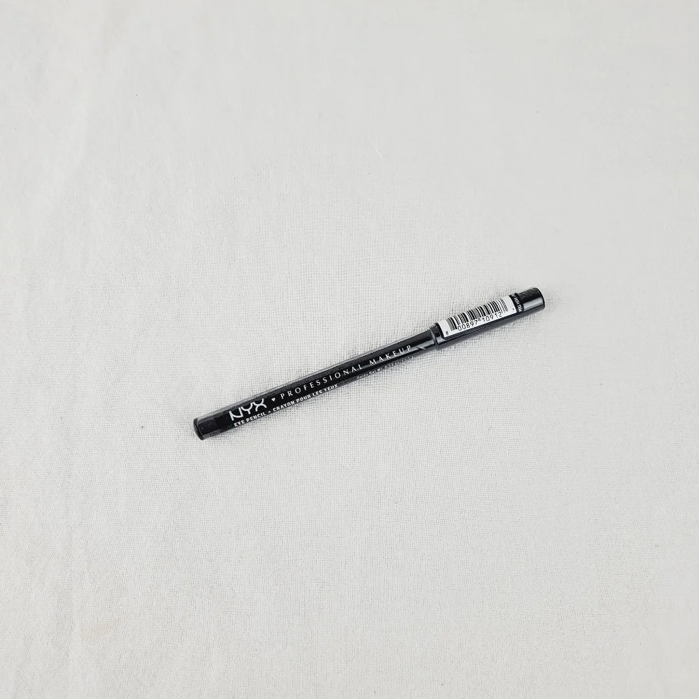 LAST ONE 🔥 NYX EYELINER pencil